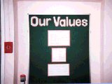 玄関に掲示してある「our value」