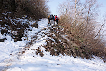 取立山登山　途中雪が残る