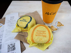 Egg McMuffiniGbO}bN}tBj{Sausage Egg McMuffini\[Z[WGbO}bN}tBj