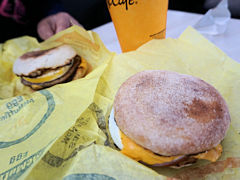 Egg McMuffiniGbO}bN}tBj{Sausage Egg McMuffini\[Z[WGbO}bN}tBj